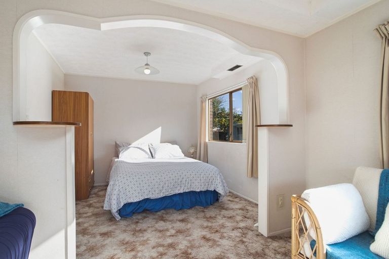 Photo of property in 11 Banbury Place, Mangere Bridge, Auckland, 2022