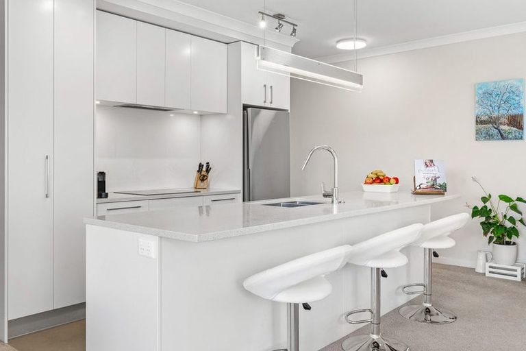 Photo of property in 58 Rewa Rewa Lane, Orewa, 0931