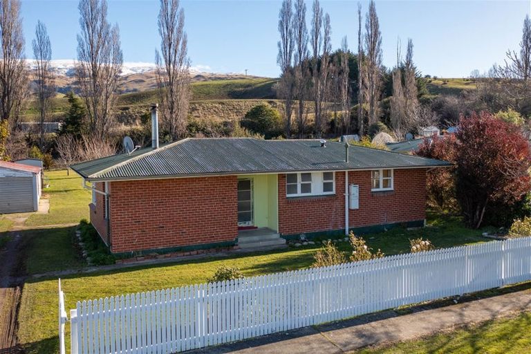 Photo of property in 9 Tamblyn Drive, Lake Roxburgh Village, Roxburgh, 9571