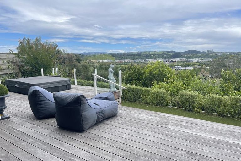Photo of property in 87 Mortlake Heights, Pyes Pa, Tauranga, 3112