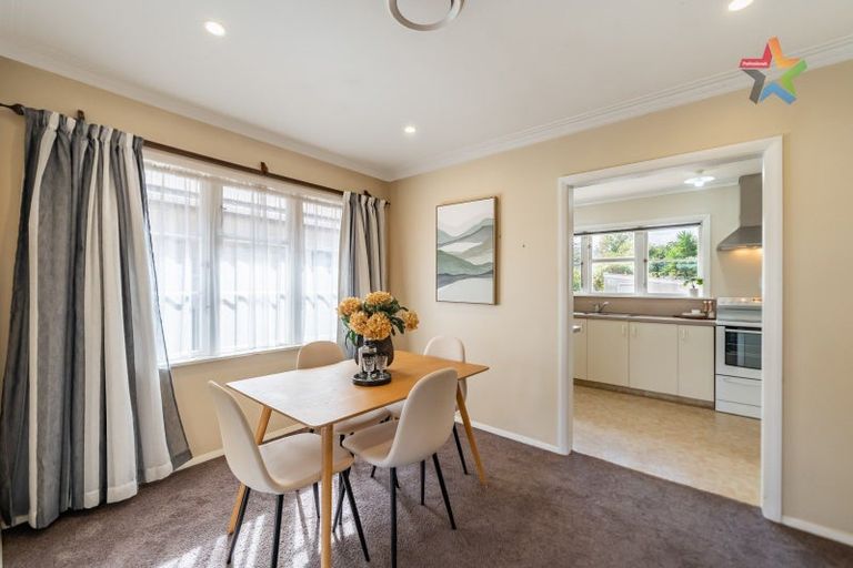 Photo of property in 9 The Square, Manor Park, Lower Hutt, 5019