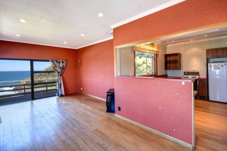 Photo of property in 57 Cliffs Road, Saint Clair, Dunedin, 9012