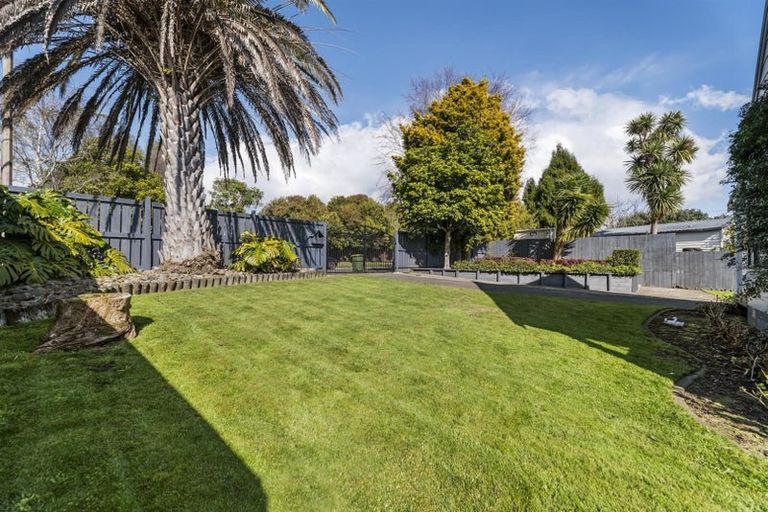 Photo of property in 4 Bishoprick Crescent, Te Puke, 3119