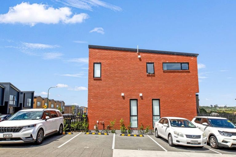 Photo of property in 23 Rana Road, Flat Bush, Auckland, 2019