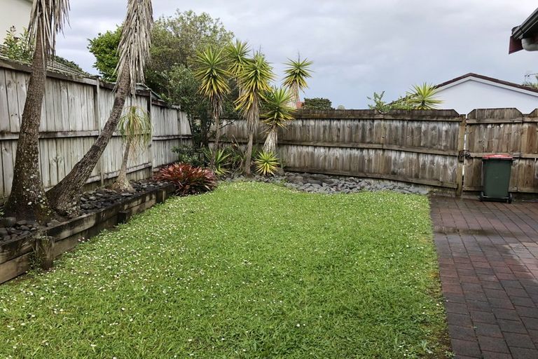 Photo of property in 48 Stellamaris Way, Northpark, Auckland, 2013