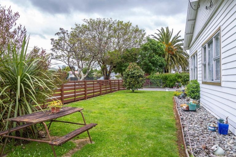 Photo of property in 15 Brooklyn Road, Carterton, 5713