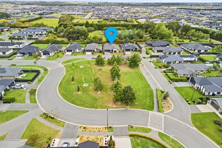 Photo of property in 16 Pallid Green, Rolleston, 7615