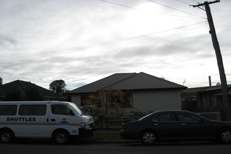 Photo of property in 162 Langdons Road, Northcote, Christchurch, 8052