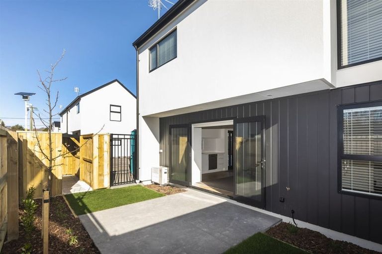 Photo of property in 3/37 Heywood Terrace, Richmond, Christchurch, 8013
