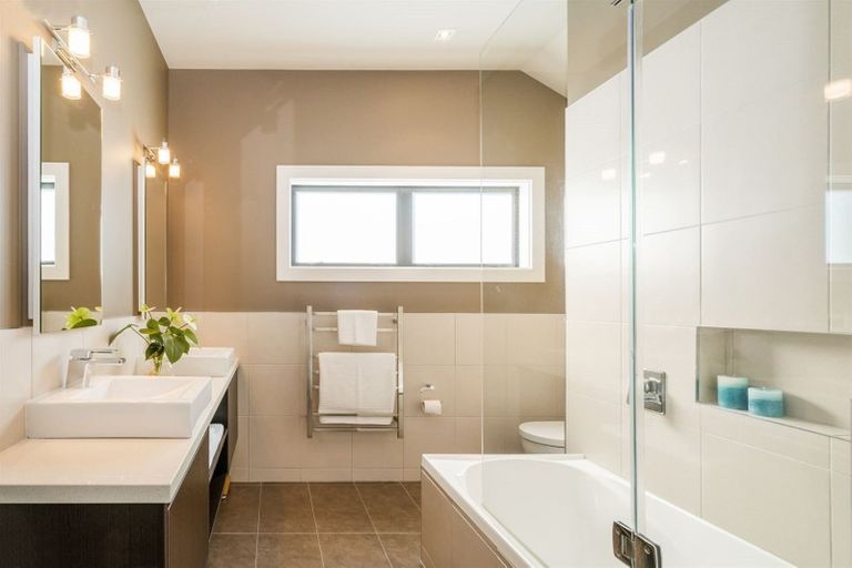 Photo of property in 6 Centennial Drive, Whitianga, 3510