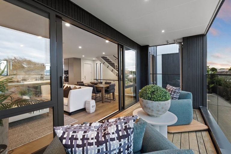 Photo of property in 13b Dominion Street, Takapuna, Auckland, 0622