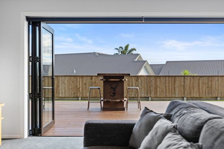 Photo of property in 3 Olive Close, Omokoroa, 3114