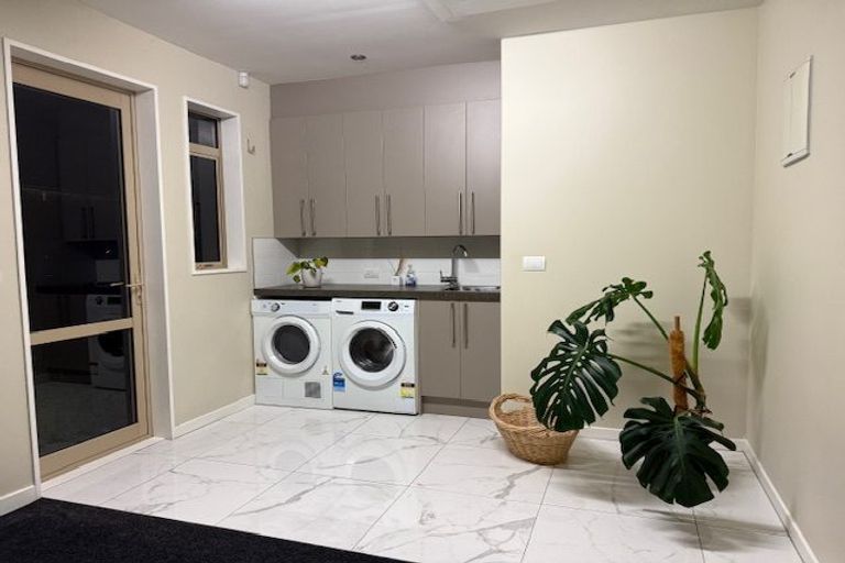 Photo of property in 1c Staffordshire Street, Burwood, Christchurch, 8083