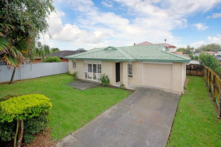 Photo of property in 18 Regalwood Place, Favona, Auckland, 2024