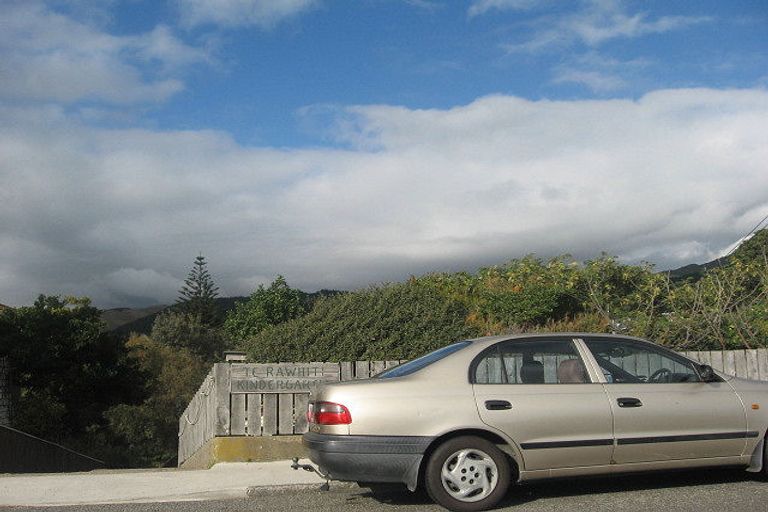 Photo of property in 162 Wellington Road, Paekakariki, 5034