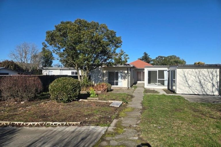Photo of property in 16 Buchanans Road, Sockburn, Christchurch, 8042