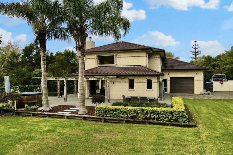 Photo of property in 26b Awhiorangi Promenade, Swanson, Auckland, 0816