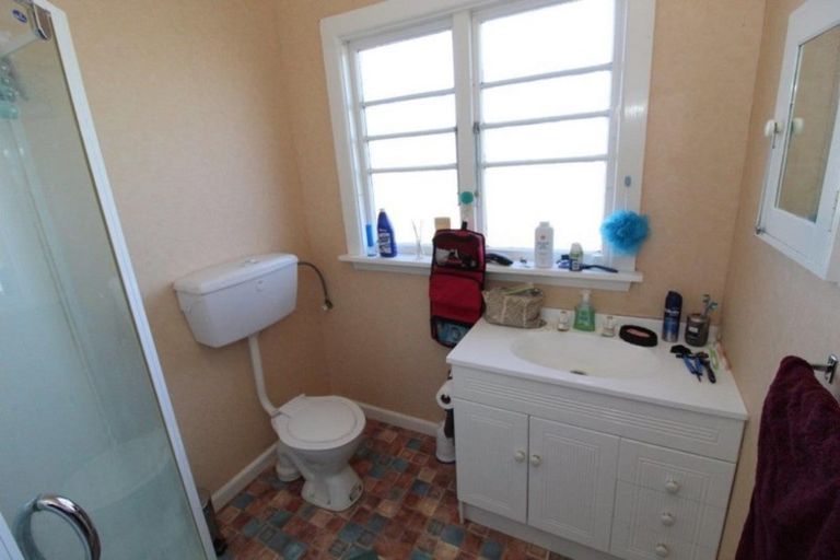 Photo of property in 3 Smith Street, Waimate, 7924