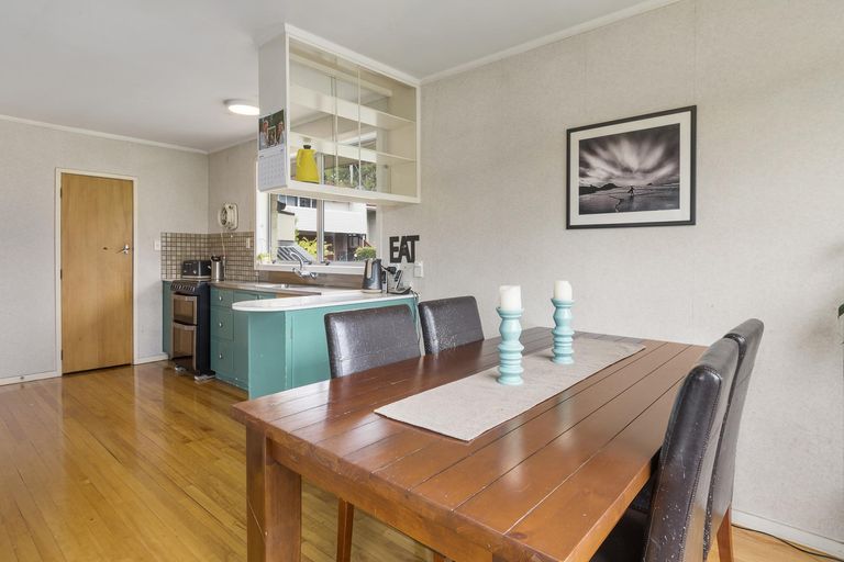 Photo of property in 122 Vale Street, Otumoetai, Tauranga, 3110