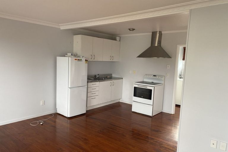 Photo of property in 4/2 Thatcher Street, Mission Bay, Auckland, 1071