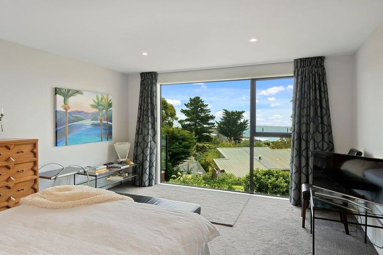 Photo of property in 6a The Rise, Mount Pleasant, Christchurch, 8081
