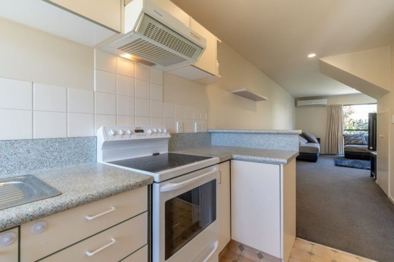 Photo of property in 3/24 Harman Street, Addington, Christchurch, 8024