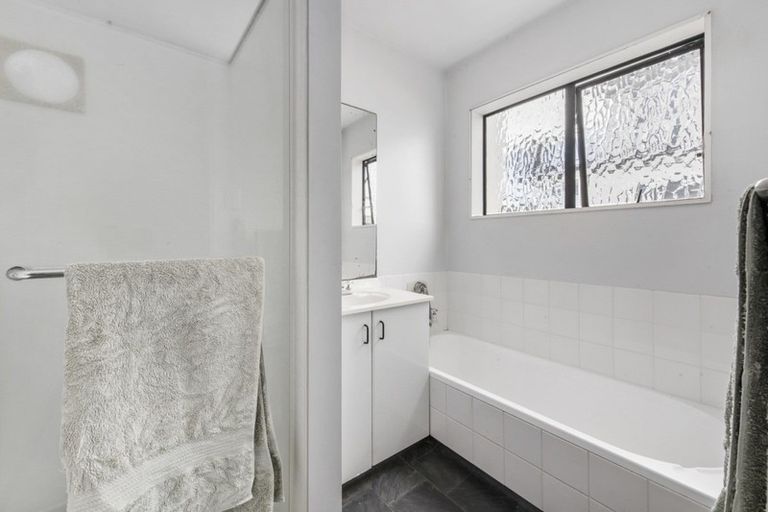 Photo of property in 28 Oceanbeach Road, Mount Maunganui, 3116