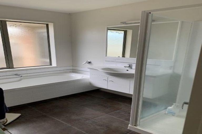 Photo of property in 61 Awatea Street, Ranui, Porirua, 5024