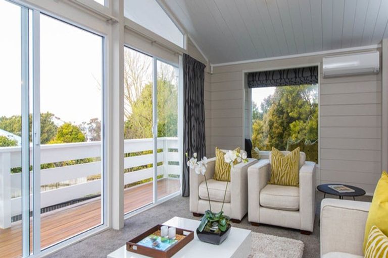 Photo of property in 57 Coldham Crescent, St Johns, Auckland, 1072
