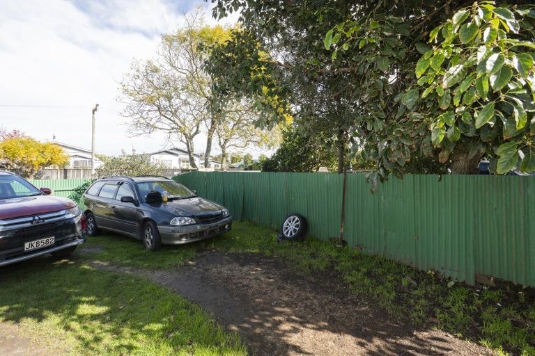 Photo of property in 402 Aberdeen Road, Gisborne, 4010