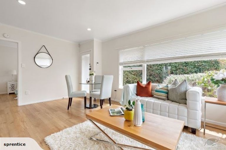 Photo of property in 1/51 Jutland Road, Hauraki, Auckland, 0622