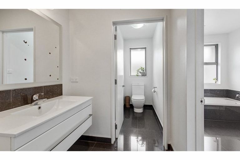 Photo of property in 9 Murfitt Street, Pegasus, 7612