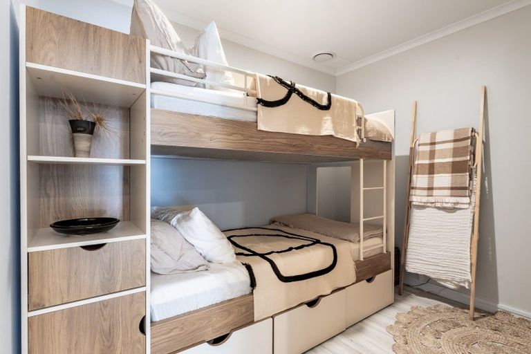 Photo of property in 2/19 Victoria Road, Mount Maunganui, 3116