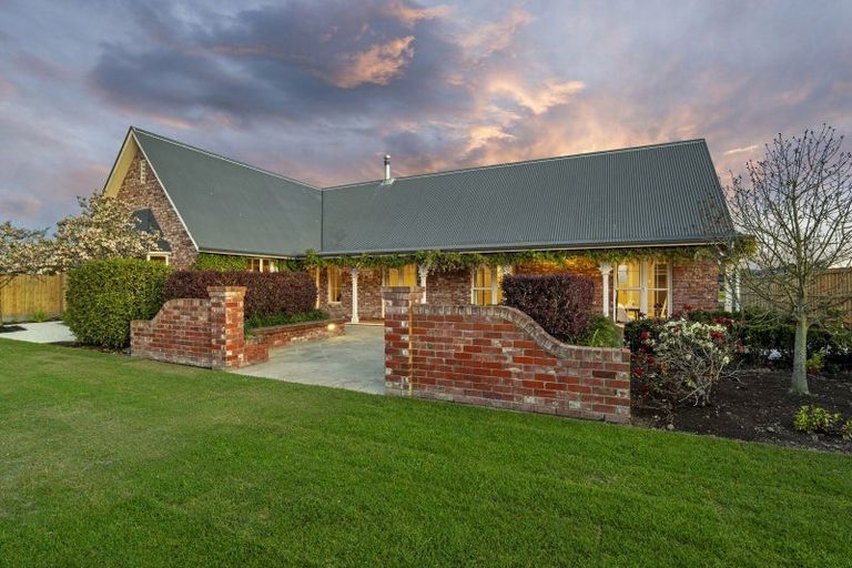 Photo of property in 40 Matamoe Drive, Halswell, Christchurch, 8025