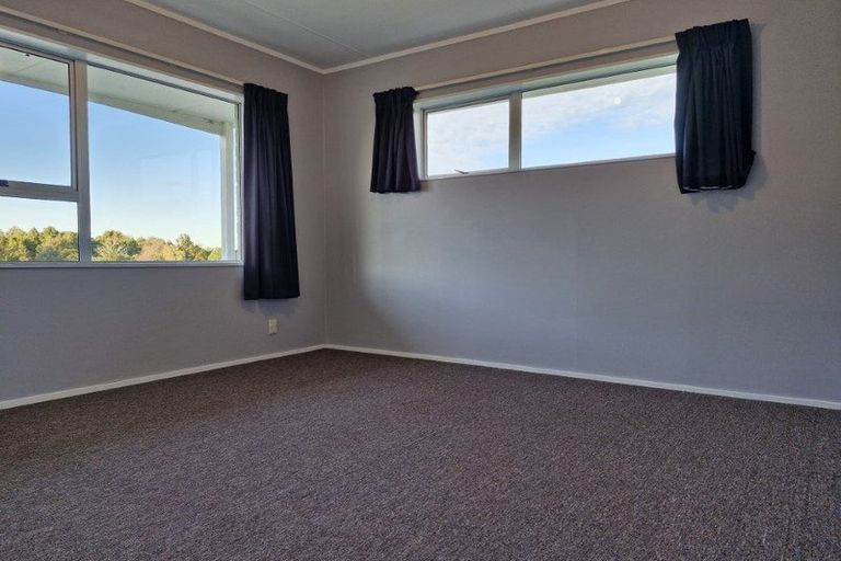 Photo of property in 94 Oxford Road, Okato, 4335