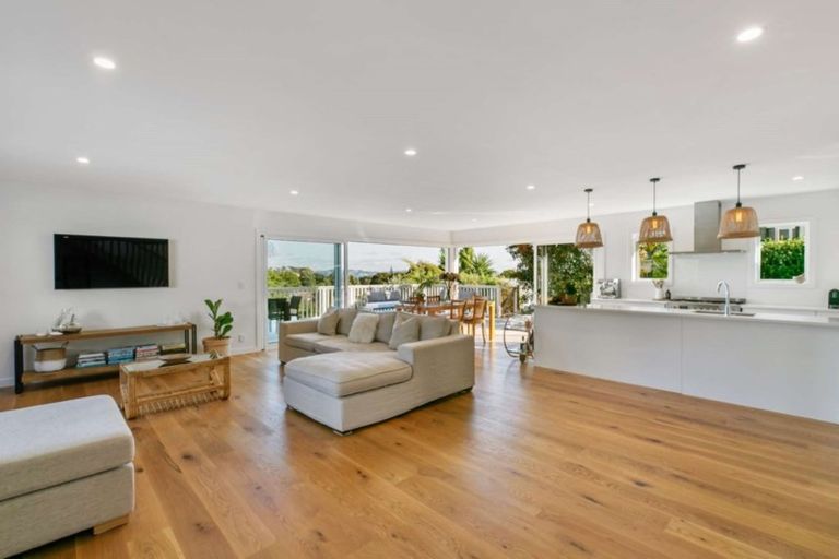 Photo of property in 34b Rawhiti Road, Manly, Whangaparaoa, 0930