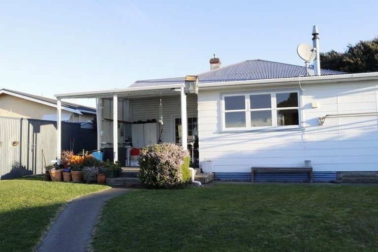 Photo of property in 60 Koromiko Road, Gonville, Whanganui, 4501