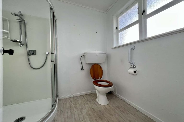 Photo of property in 1/91a Roseberry Avenue, Birkenhead, Auckland, 0626