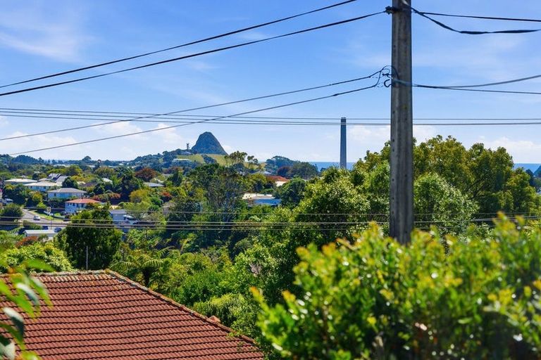 Photo of property in 251 Frankley Road, Frankleigh Park, New Plymouth, 4310