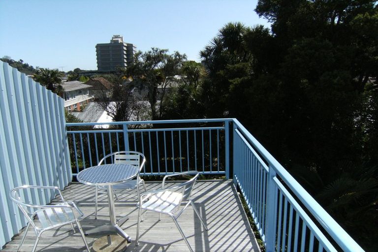 Photo of property in Lynton Lodge, 25 Examiner Street, Nelson, 7010