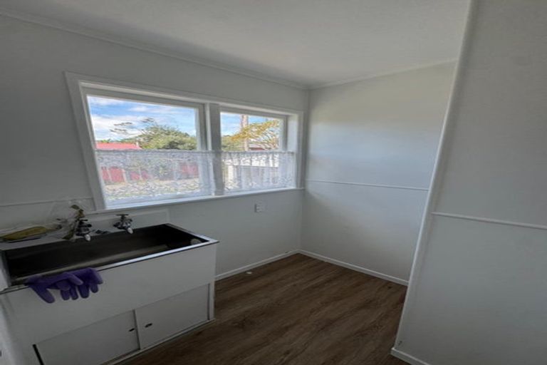 Photo of property in 71 Weldene Avenue, Glenfield, Auckland, 0629