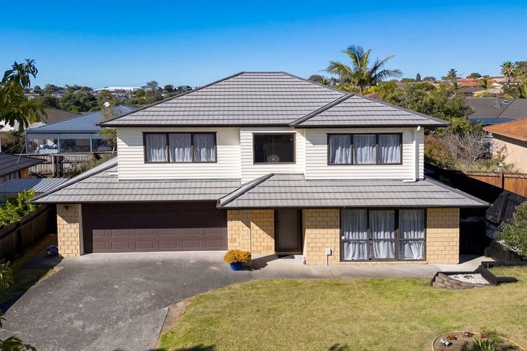 Photo of property in 48 Basra Drive, Henderson, Auckland, 0612