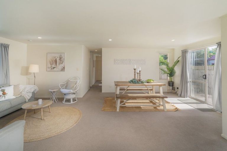 Photo of property in 37 Hahei Beach Road, Hahei, Whitianga, 3591