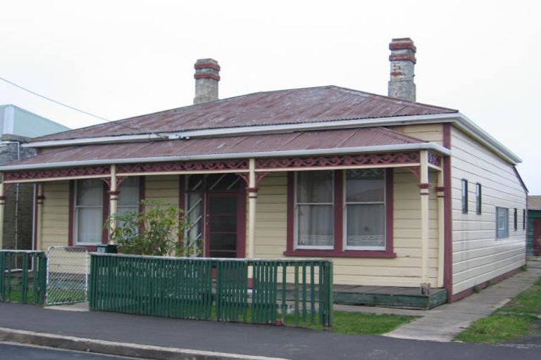 Photo of property in 161 Oxford Street, South Dunedin, Dunedin, 9012