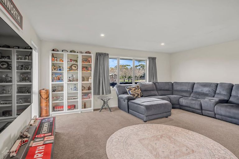 Photo of property in 70 Rossiters Road, Loburn, Rangiora, 7472