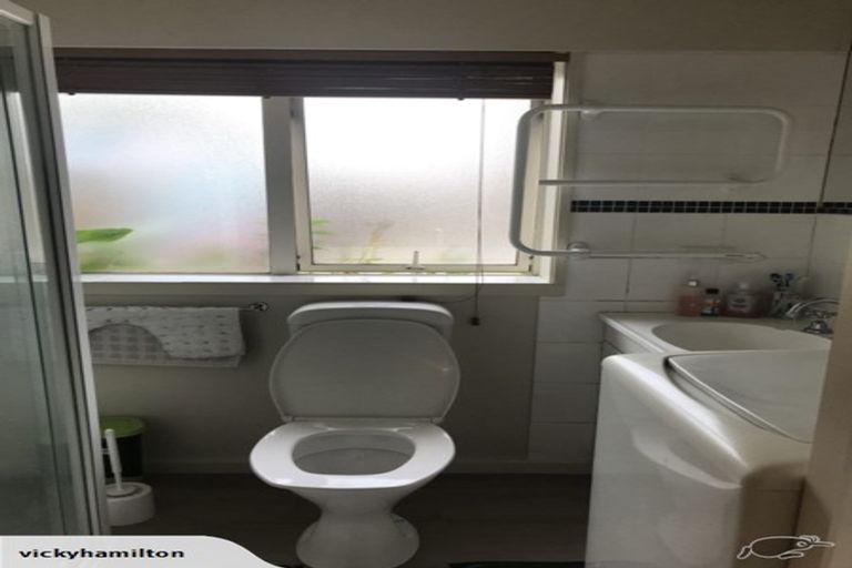 Photo of property in 1a Heath Street, St Andrews, Hamilton, 3200