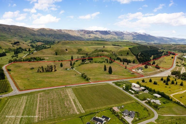 Photo of property in Glenstrae, 133 Luggate-cromwell Road, Cromwell, 9384