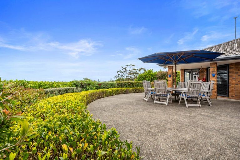 Photo of property in 1611 Kaipara Coast Highway, Kaukapakapa, 0984
