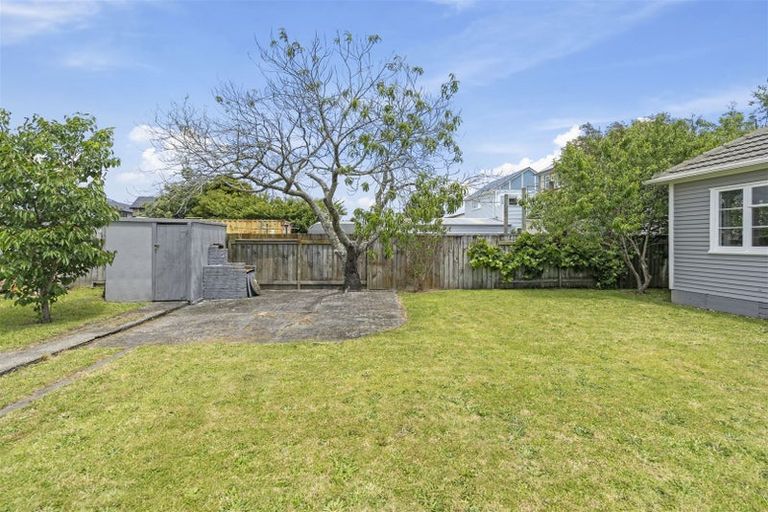 Photo of property in 34 Milne Crescent, Taita, Lower Hutt, 5011