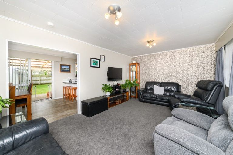Photo of property in 9 Kimberley Grove, Westbrook, Palmerston North, 4412